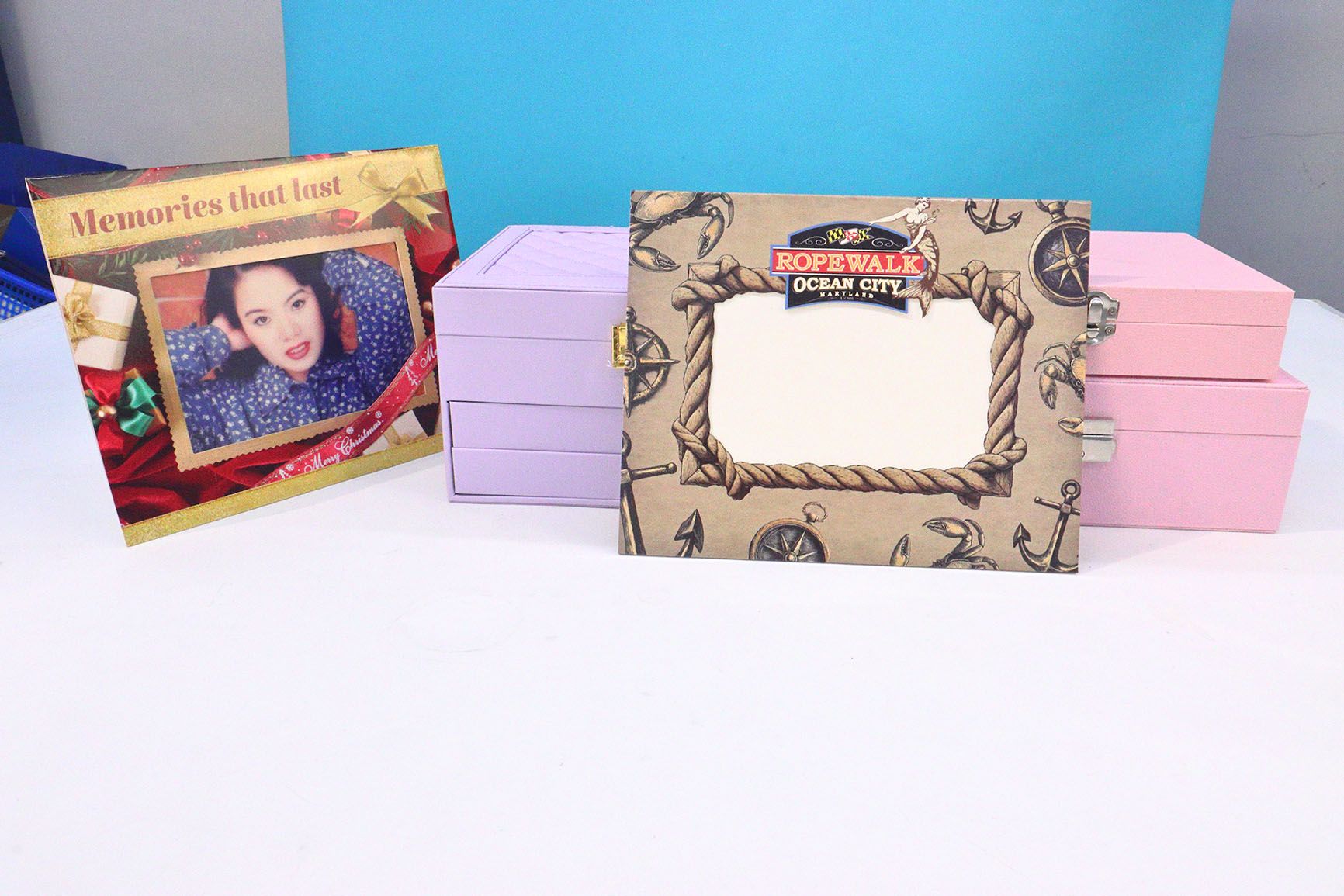 Paper Photo Frame with easel